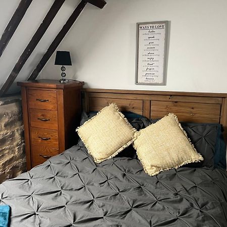 Crosskeys Inn Guest Rooms In Wye Valley Goodrich Esterno foto